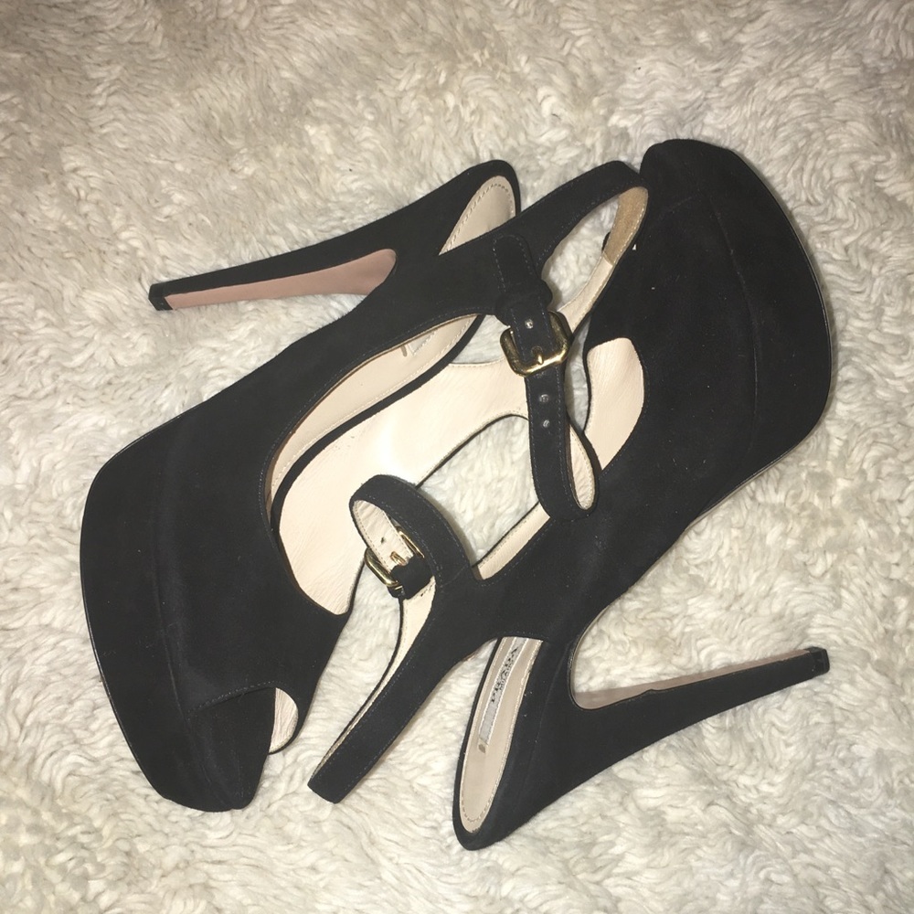 Authentic 👠 PRADA 👠 suede heels - Picture 2 of 6